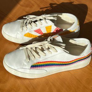 Soludos Rainbow Wave Sneaker, Size 7.5